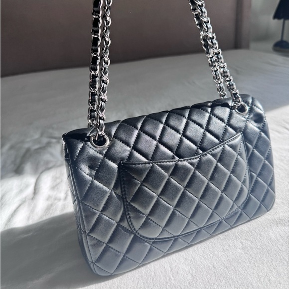 CC Chic Black Quilted Chain Shoulder Bag Purse Black Silver - Picture 3 of 14